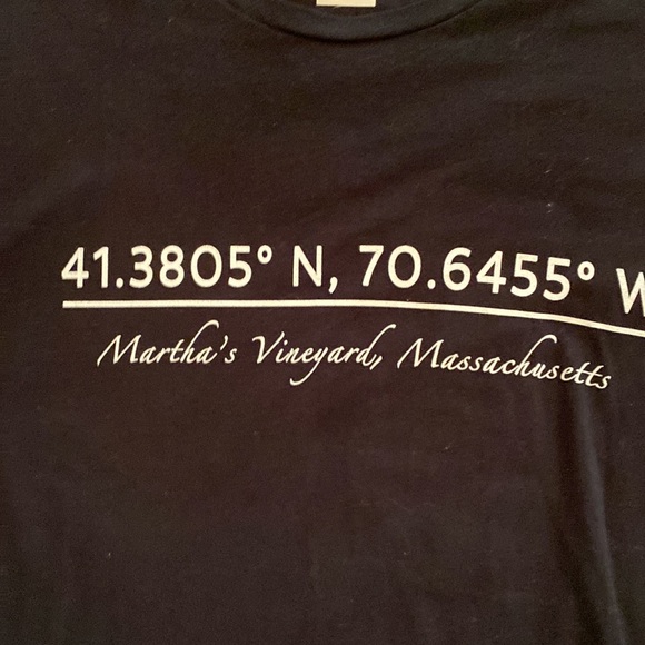 Men’s Marta’s Vineyard tee - Picture 1 of 3